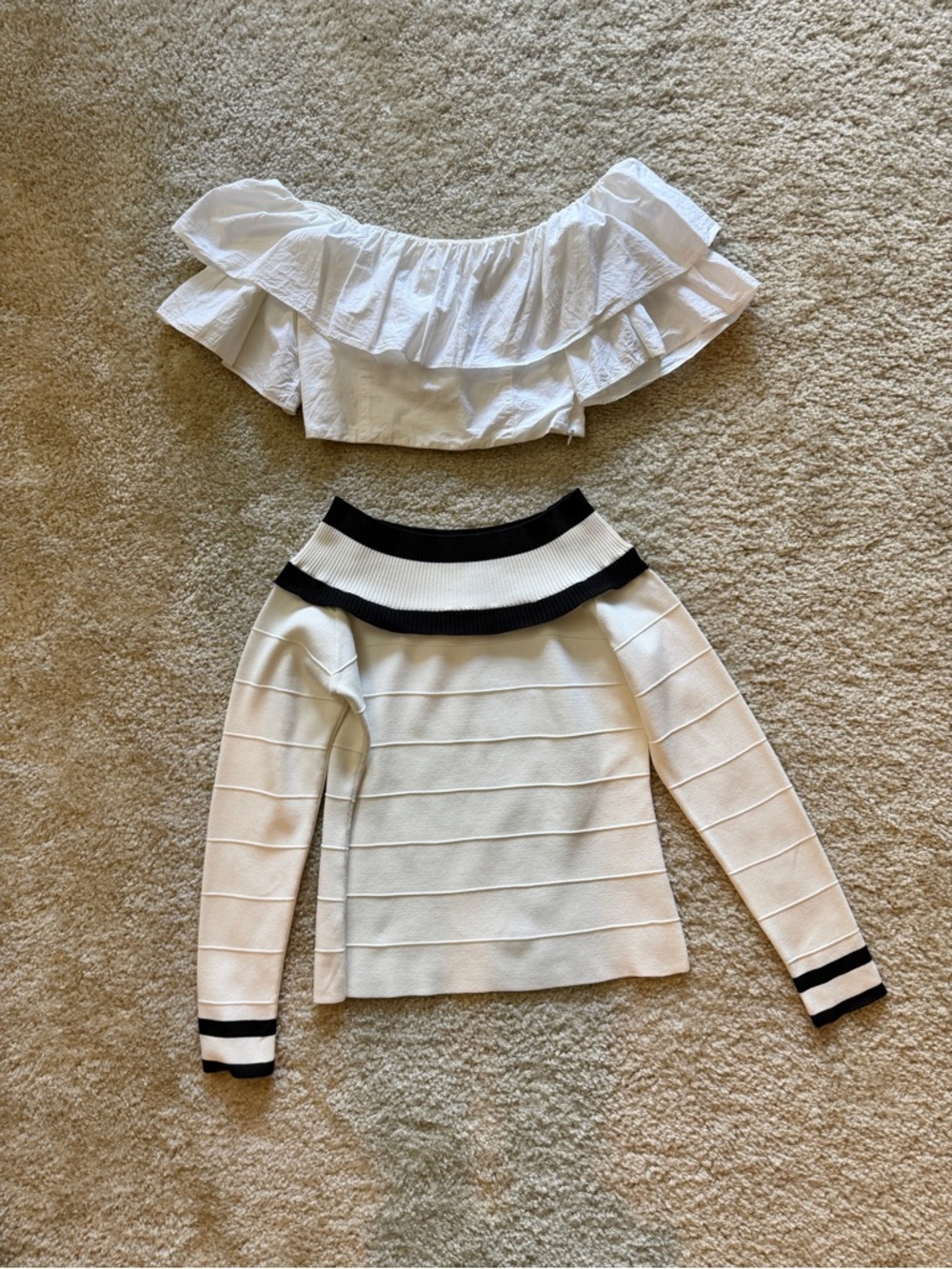 Off-shoulder top bundle – 2 pcs (XS)